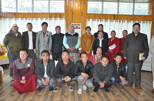 The Governor of Arunachal Pradesh Shri P.B. Acharya with NGOs at Bomdila on  8th  April 2017. 